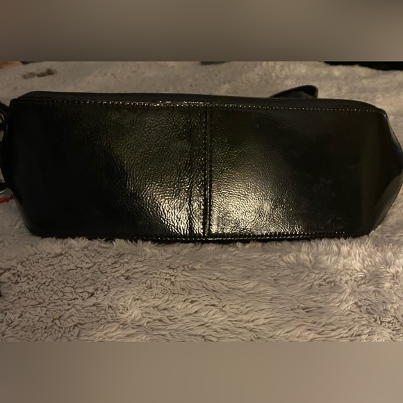 Kate Spade Black Patent Leather Zip Hobo Bag - Picture 3 of 4